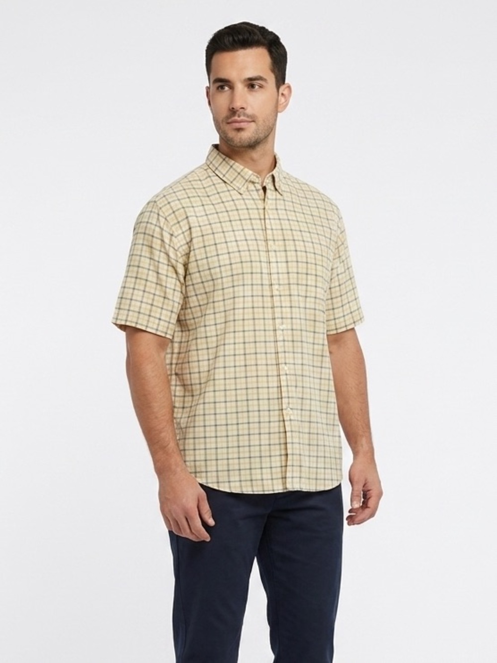 Dockers Signature Stain Defender Classic Fit Short-Sleeve Button-Up Shirt